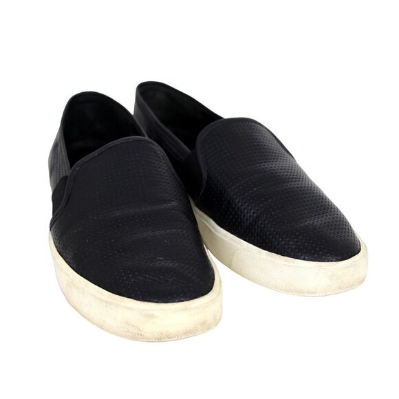 Vince PERFORATION BLACK GENUINE LEATHER COMFORT LOAFER FLATS SHOES Sz 7.5B - Picture 1 of 12